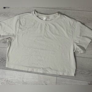 Lululemon women women’s cropped T-shirt size extra large